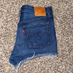 Levi’s 501 Cutoff Shorts